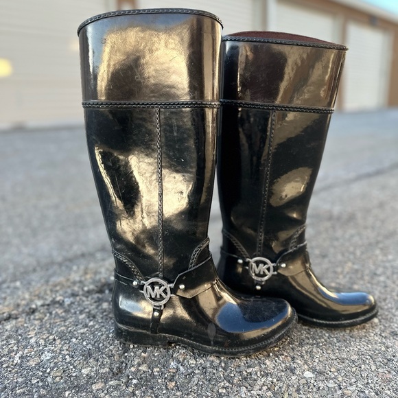 Rain boots - Picture 2 of 2